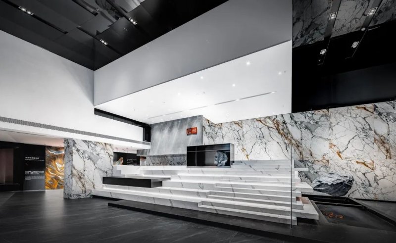 向上而行！順輝瓷磚·巖板成為首批廣東省“先進(jìn)標(biāo)準(zhǔn)證書”企業(yè)_3