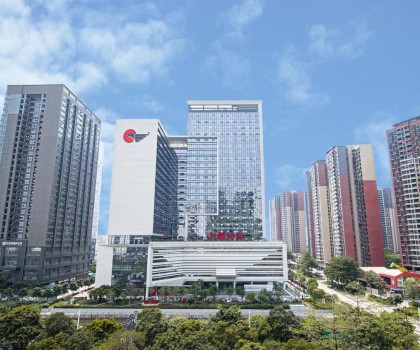 東鵬控股捐贈(zèng)500萬(wàn)物資馳援甘肅、青?？拐鹁葹?zāi)