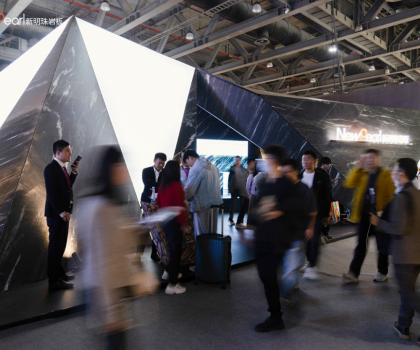 廣州設(shè)計(jì)周完美收官！新明珠巖板x梁礎(chǔ)夫，共探高端巖板發(fā)展新紀(jì)元