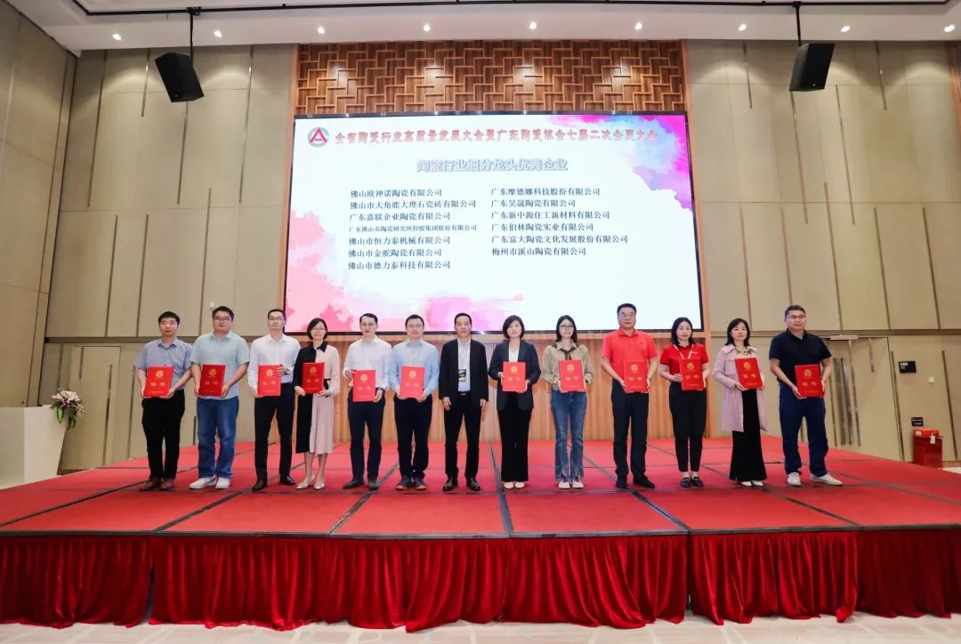 1682056366177281.jpg 11.jpg