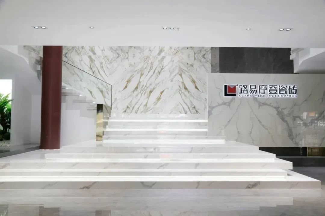 1695112516760942.jpg 2.jpg