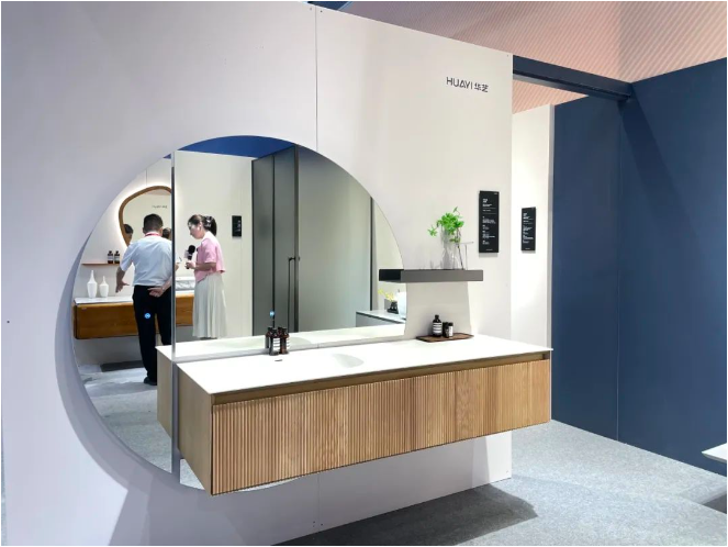 1720503764108797.png image.png