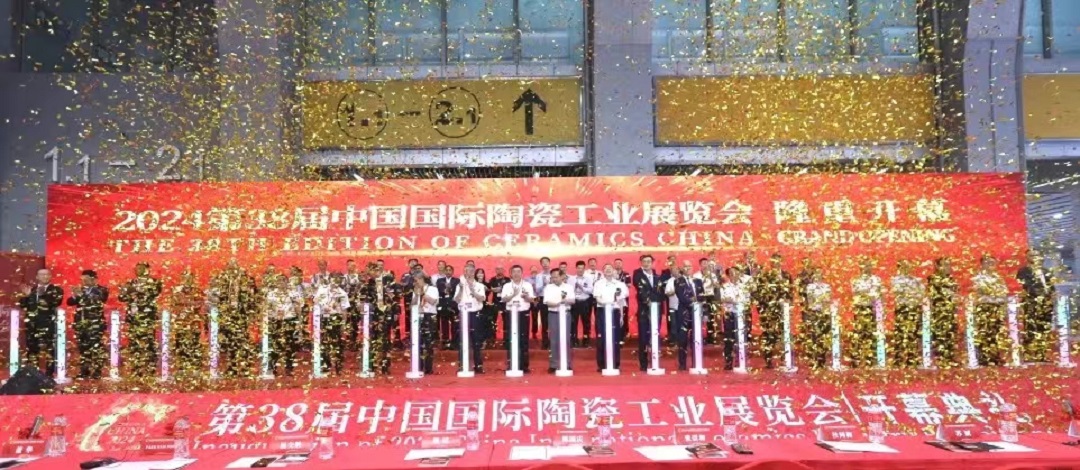 1722318709780358.jpg 封面新.jpg