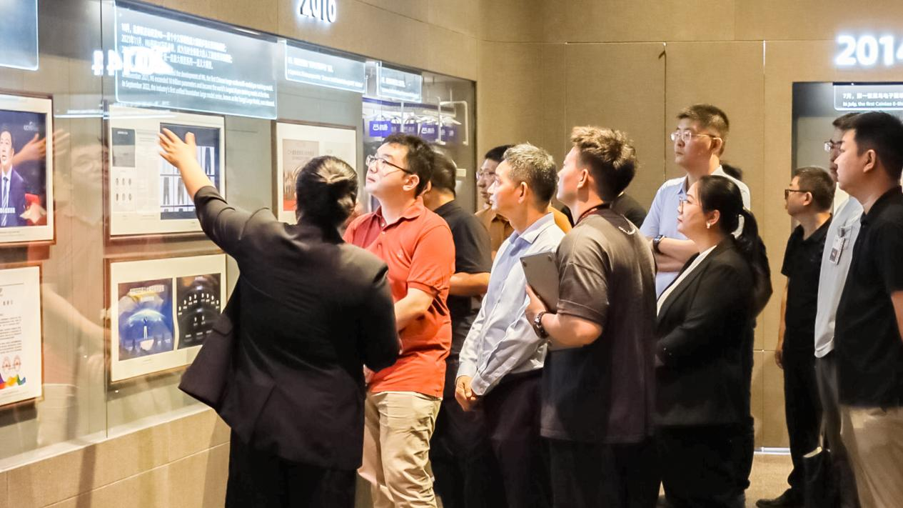 1758253717179170.png image.png